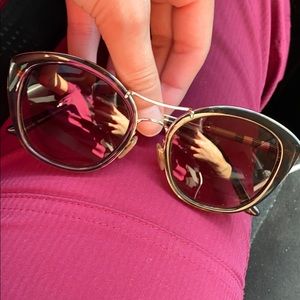 Burberry BE4251Q sunglasses